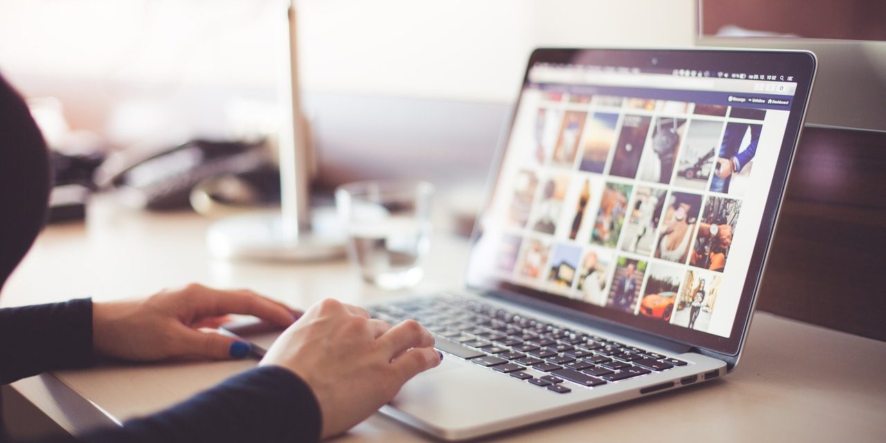 person-using-laptop-computer-during-daytime-196655