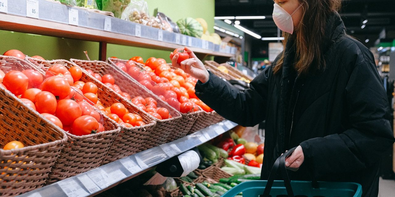 woman-in-face-mask-shopping-in-supermarket-3987223